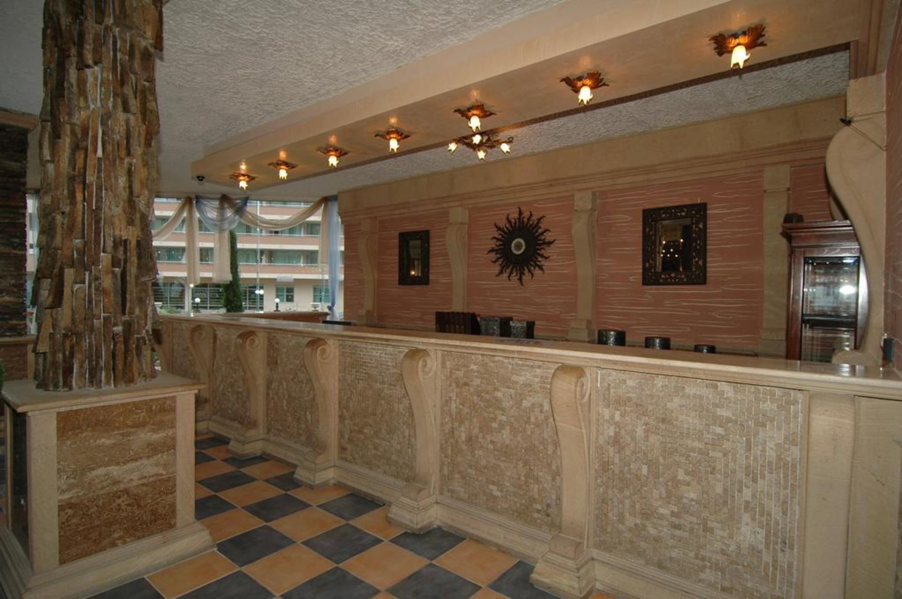 Atrium Beach Hotel Elenite Ngoại thất bức ảnh