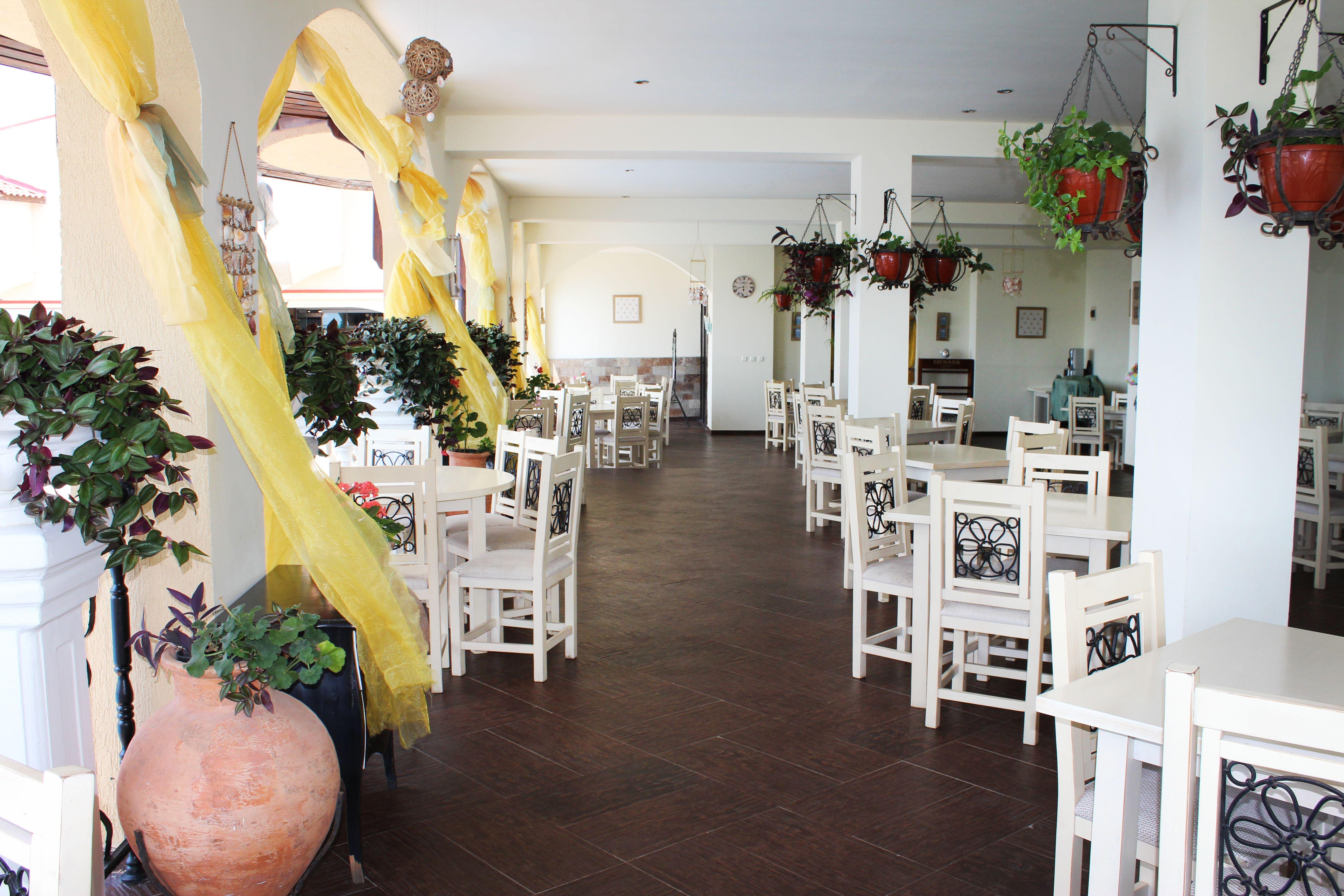 Atrium Beach Hotel Elenite Ngoại thất bức ảnh