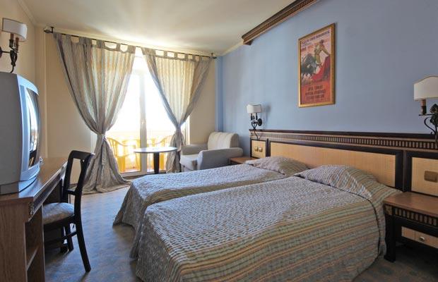 Atrium Beach Hotel Elenite Ngoại thất bức ảnh