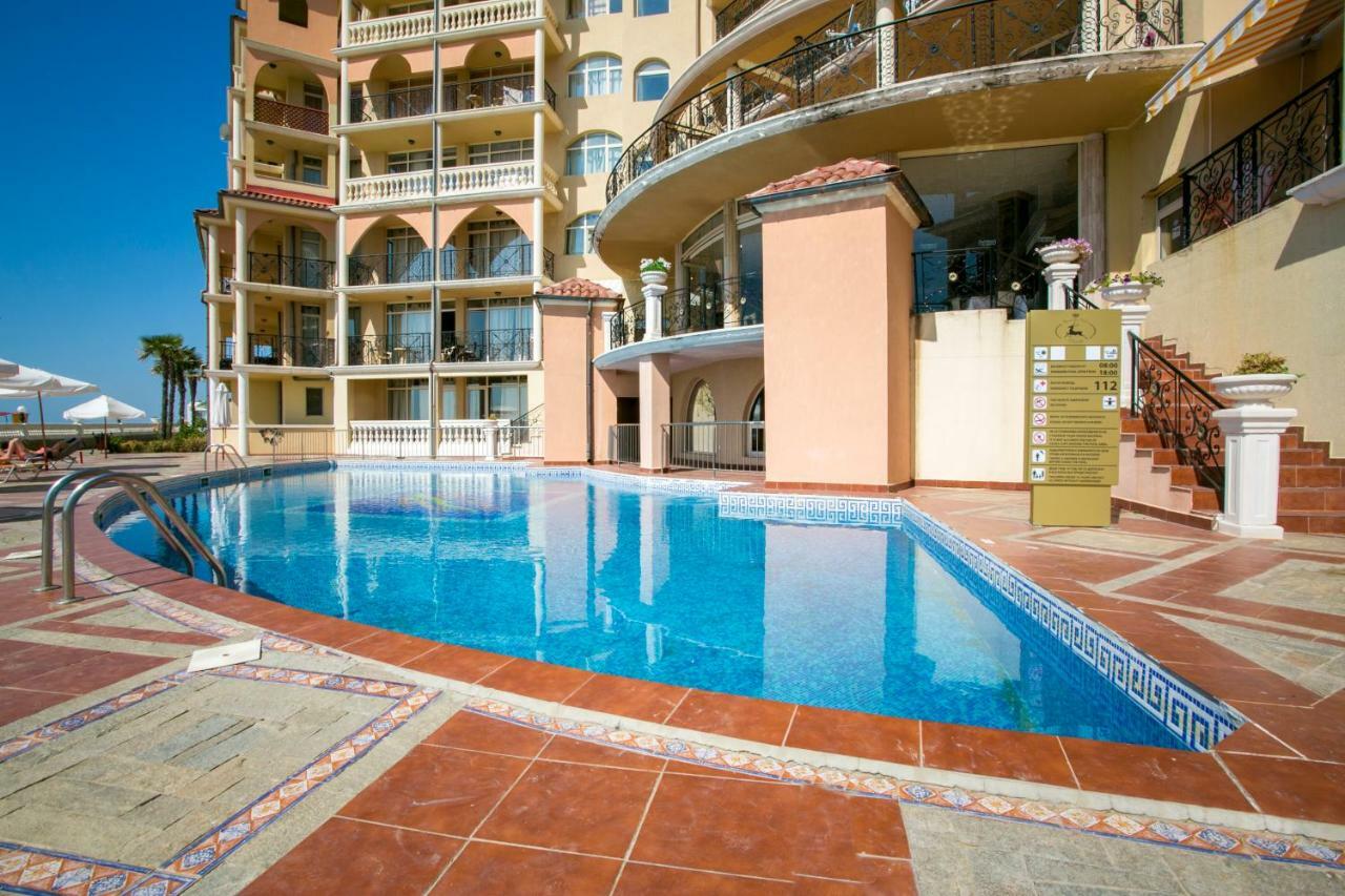Atrium Beach Hotel Elenite Ngoại thất bức ảnh