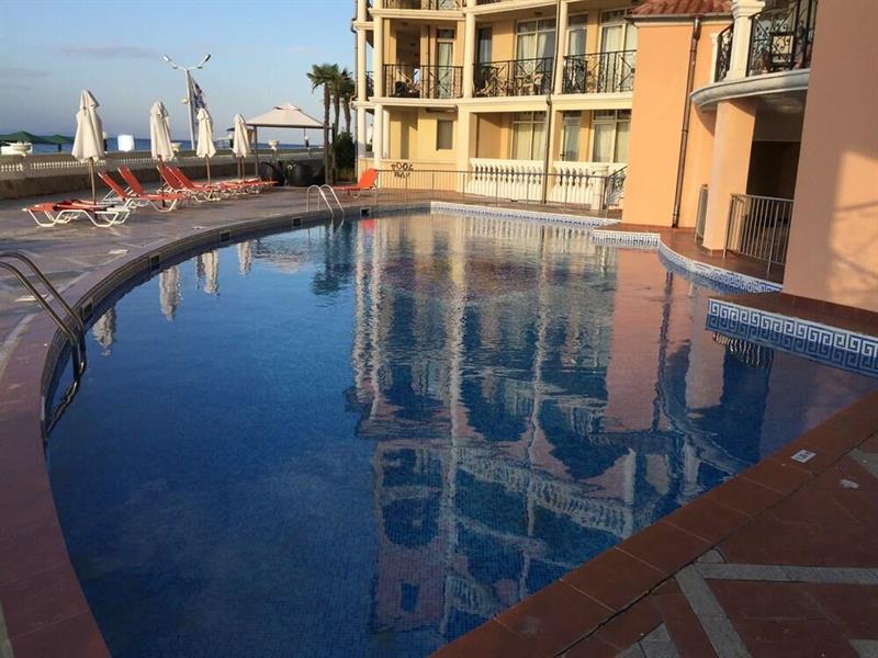 Atrium Beach Hotel Elenite Ngoại thất bức ảnh